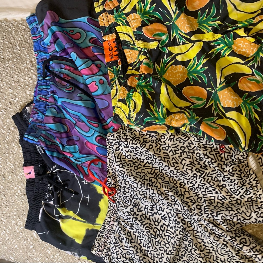 Colorful Graphic Shorts - Picture 5 of 7